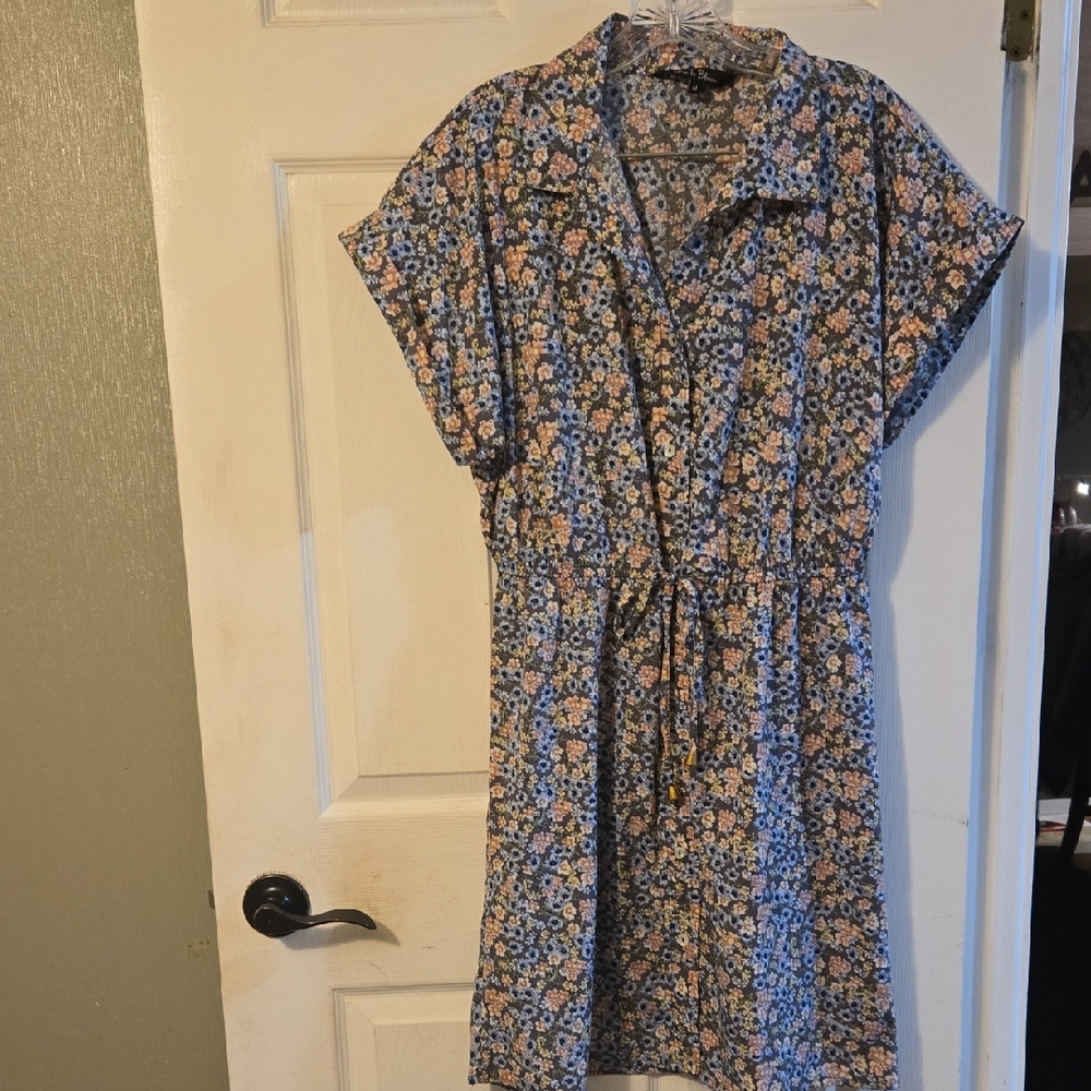 Time To Bloom Floral Print Button Up Women's Dress
